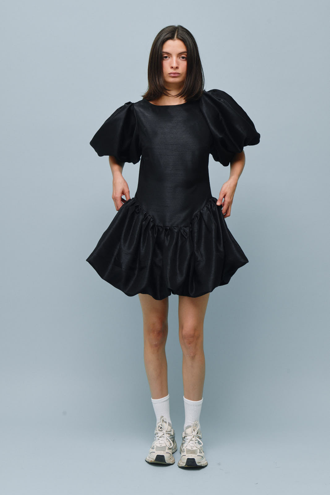Nina Midi to Midi Dress Black - Maria Ana Nina Midi to Midi Dress Black - Maria Ana